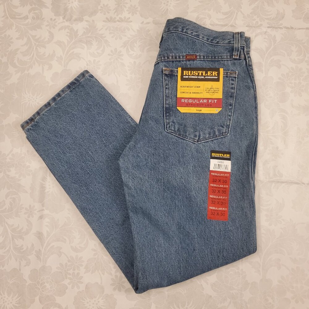 New with tags Rustler Regular Fit Straight Leg Mens Blue 32 x 30 NWT